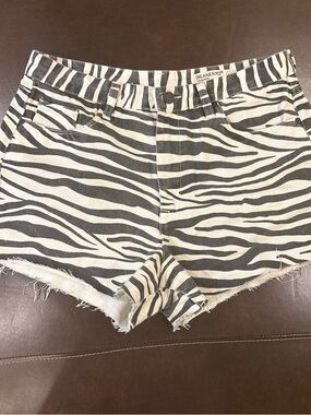 Blank NYC Zebra-Print High Waist Denim Shorts - Black & White